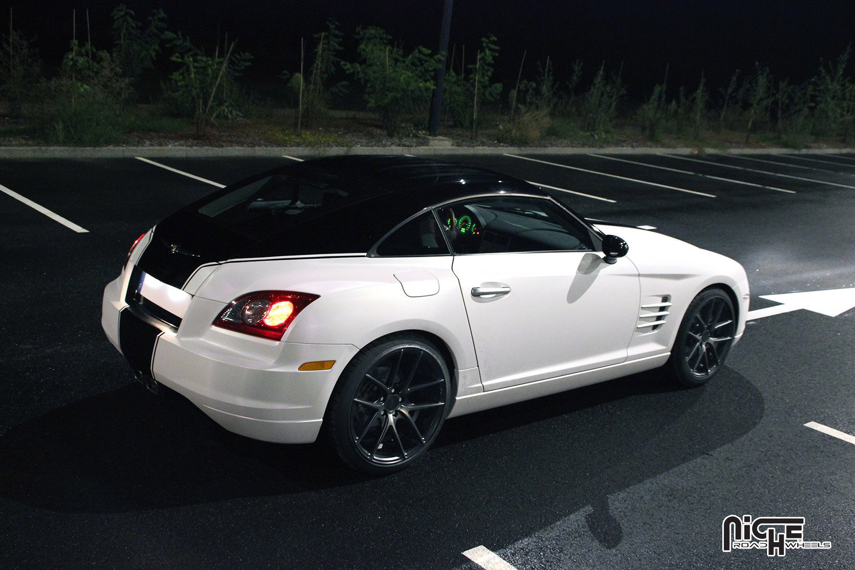 2008 Chrysler Crossfire photo