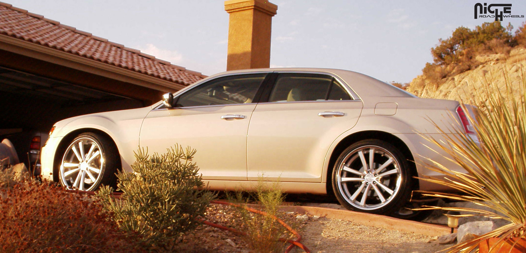 2013 Chrysler 300C photo