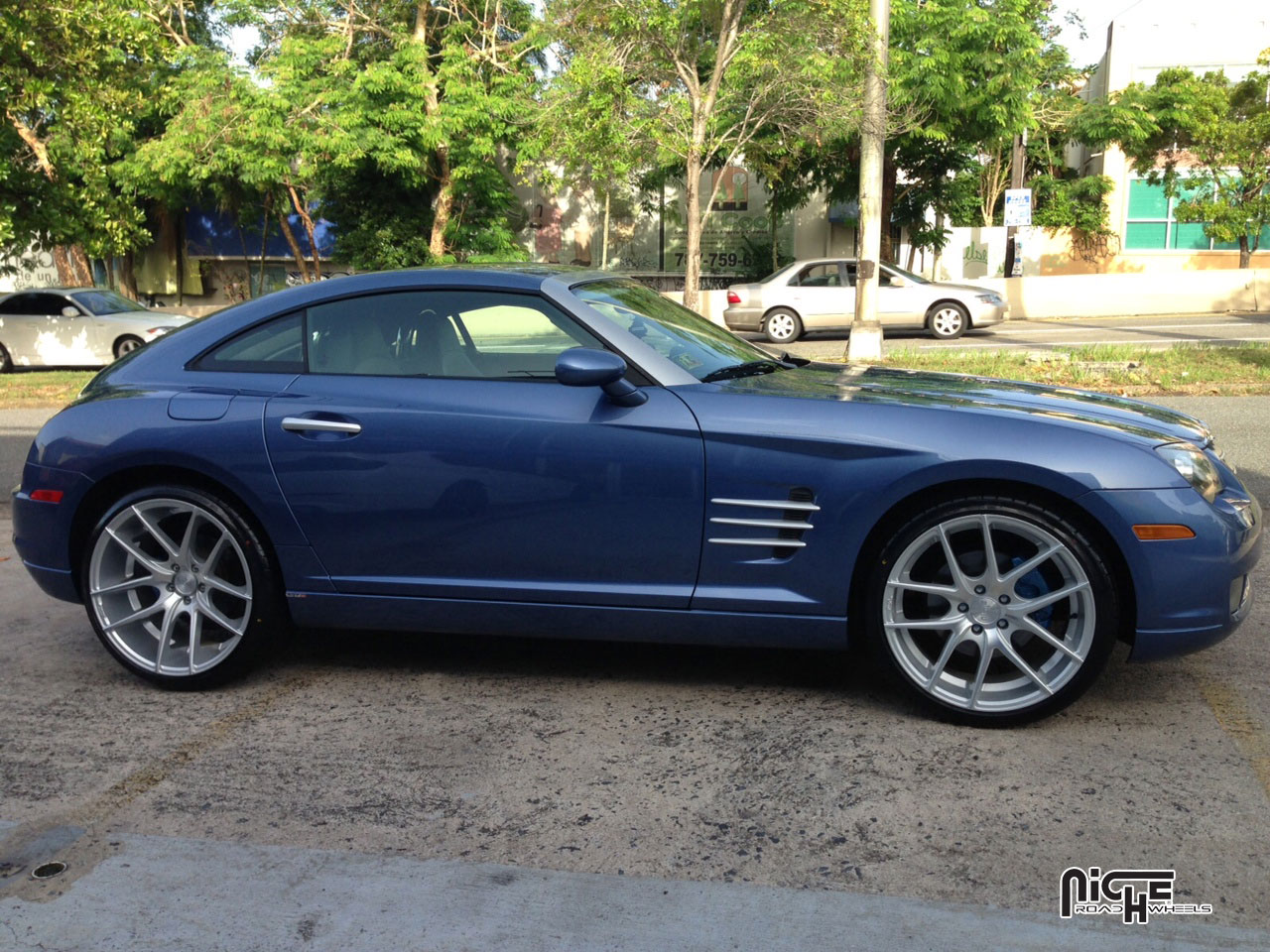 2008 Chrysler Crossfire photo