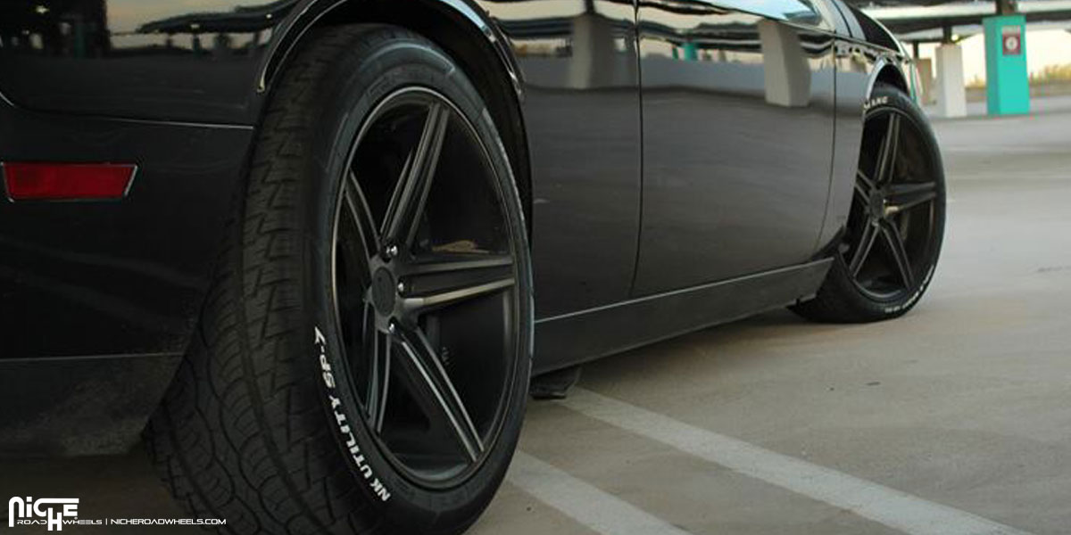 2014 Dodge Challenger photo