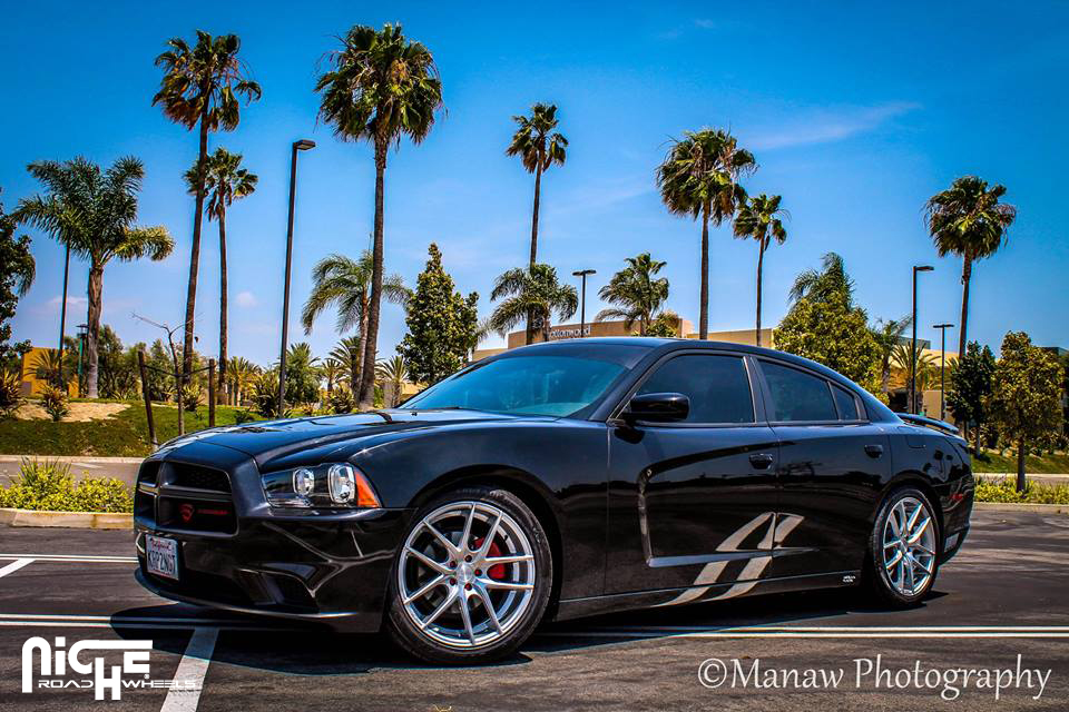 2013 Dodge Charger photo