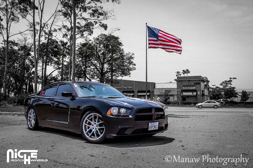 2013 Dodge Charger photo