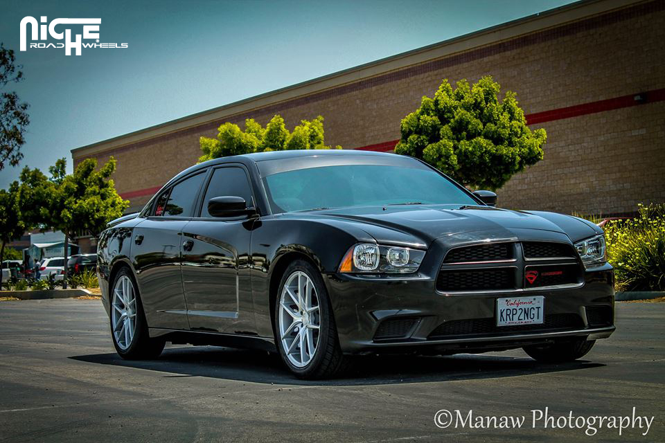 2013 Dodge Charger photo