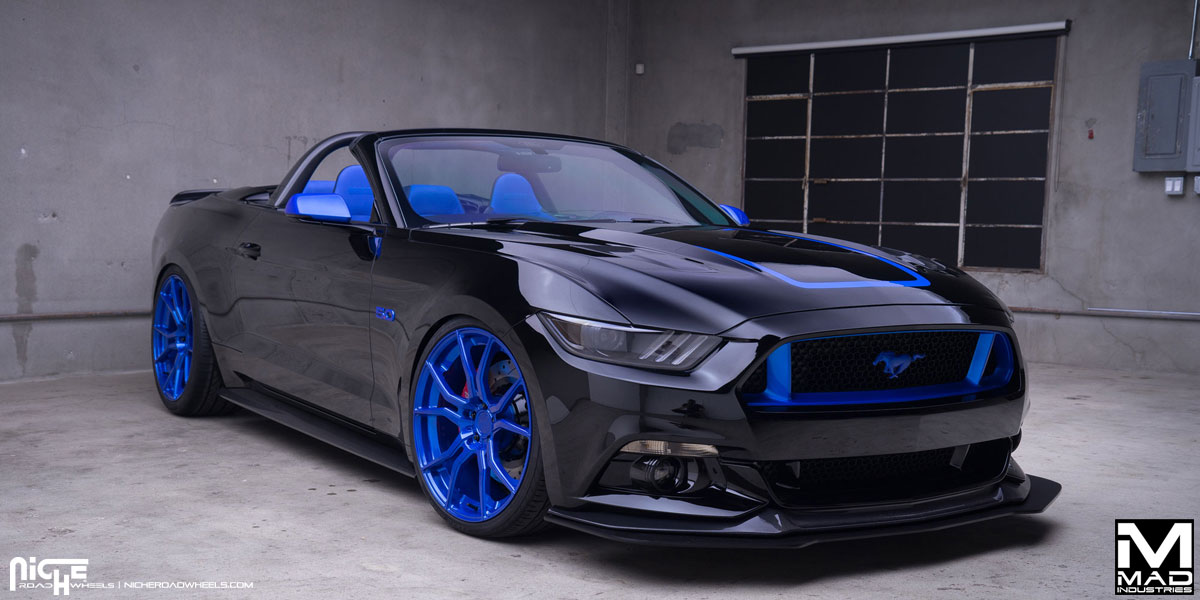 2015 Ford Mustang photo