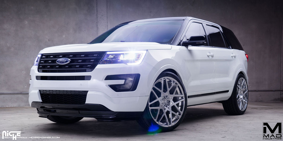 2014 Ford Explorer photo