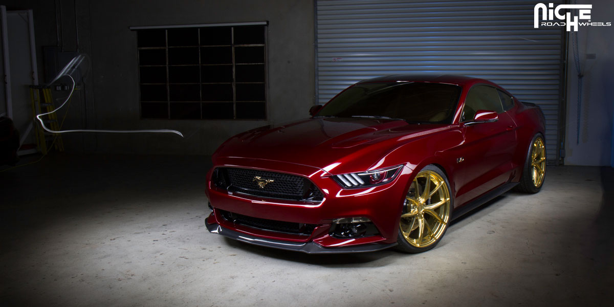 2015 Ford Mustang photo