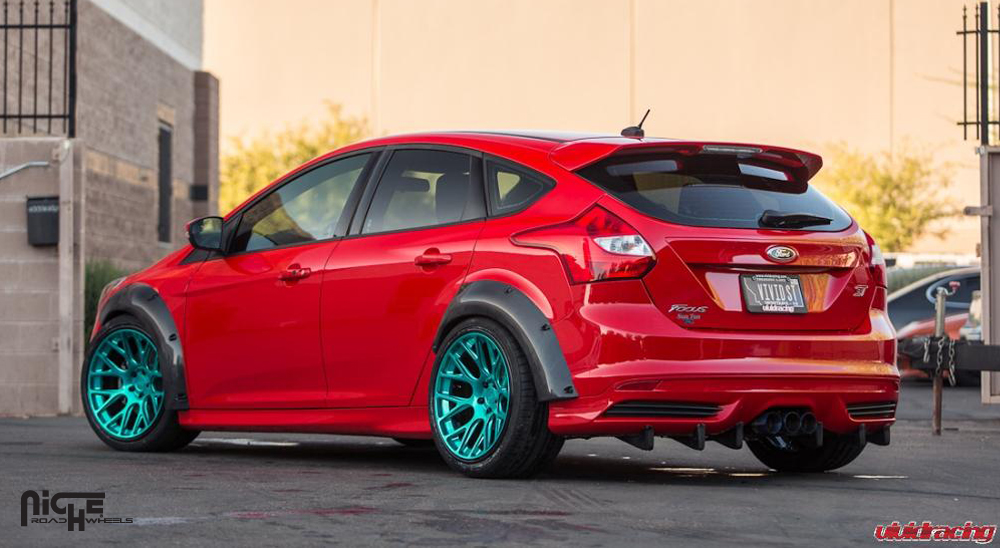 2015 Ford Focus photo