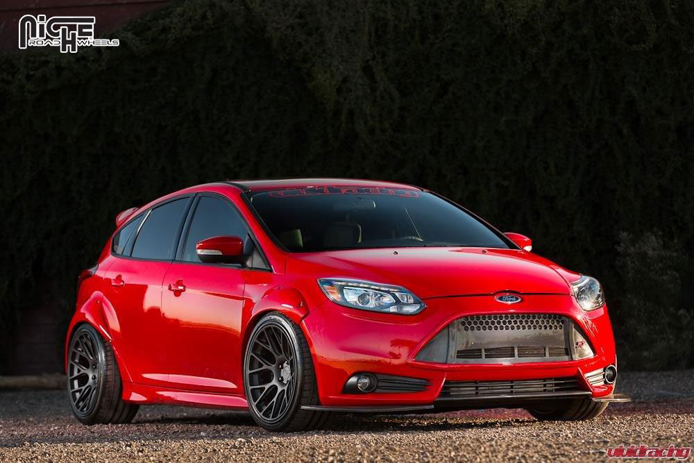 2015 Ford Focus photo