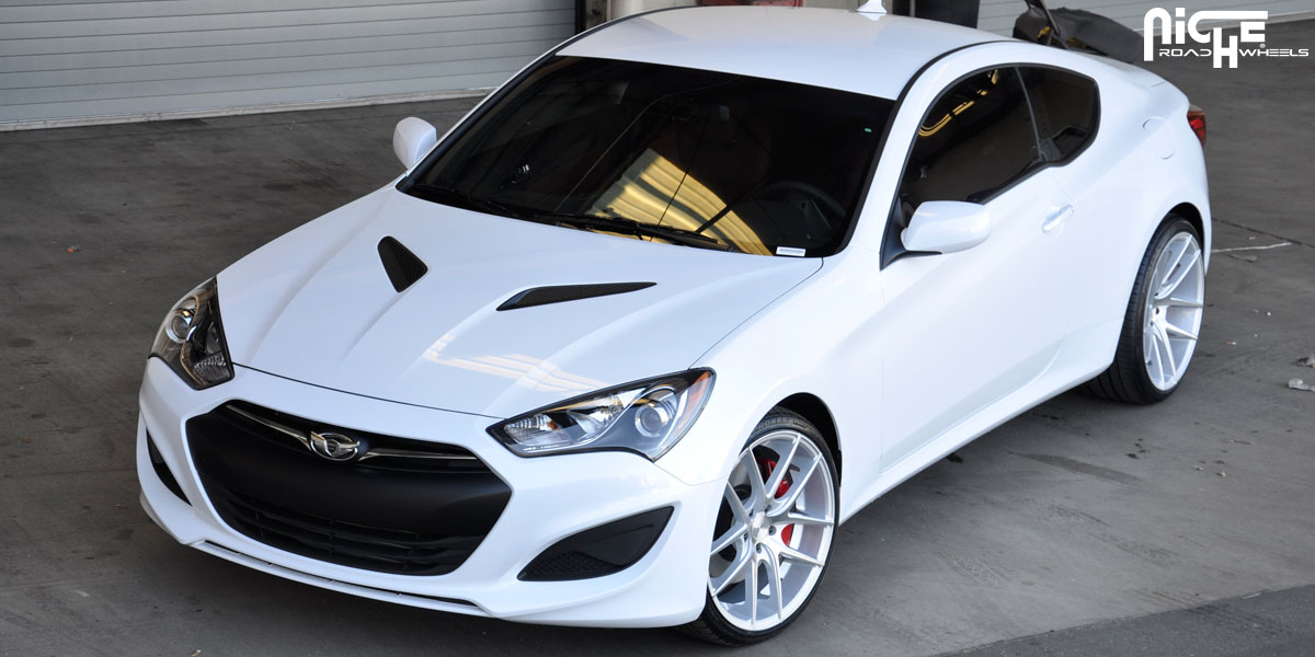  Hyundai Genesis Coupe photo