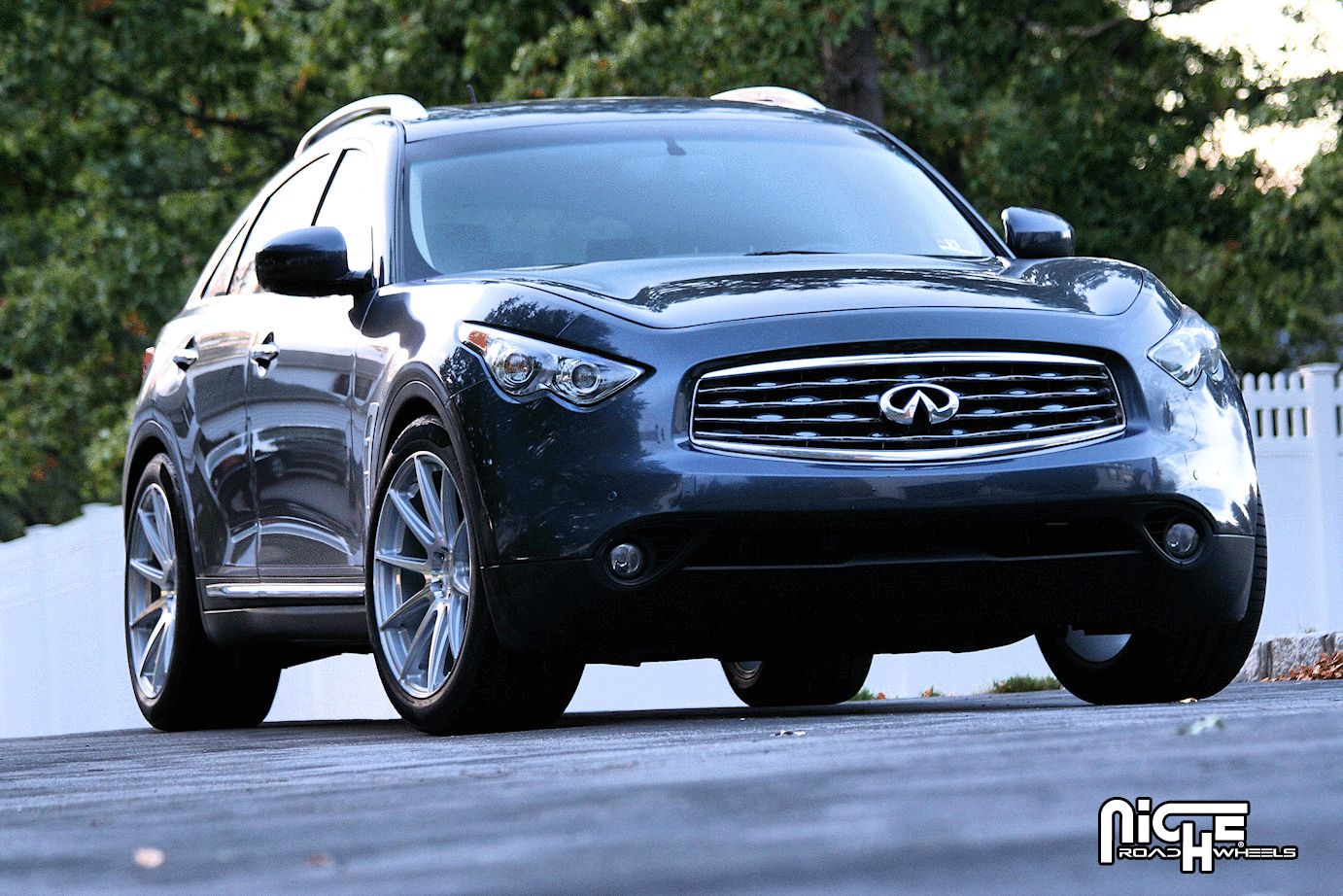 2013 Infiniti FX50 photo