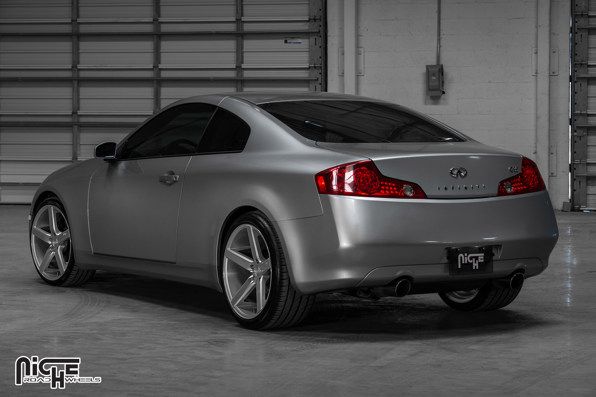 2008 Infiniti G35 photo