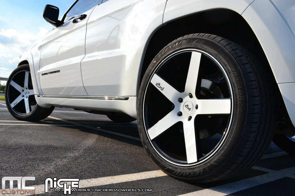 2014 Jeep Grand Cherokee photo