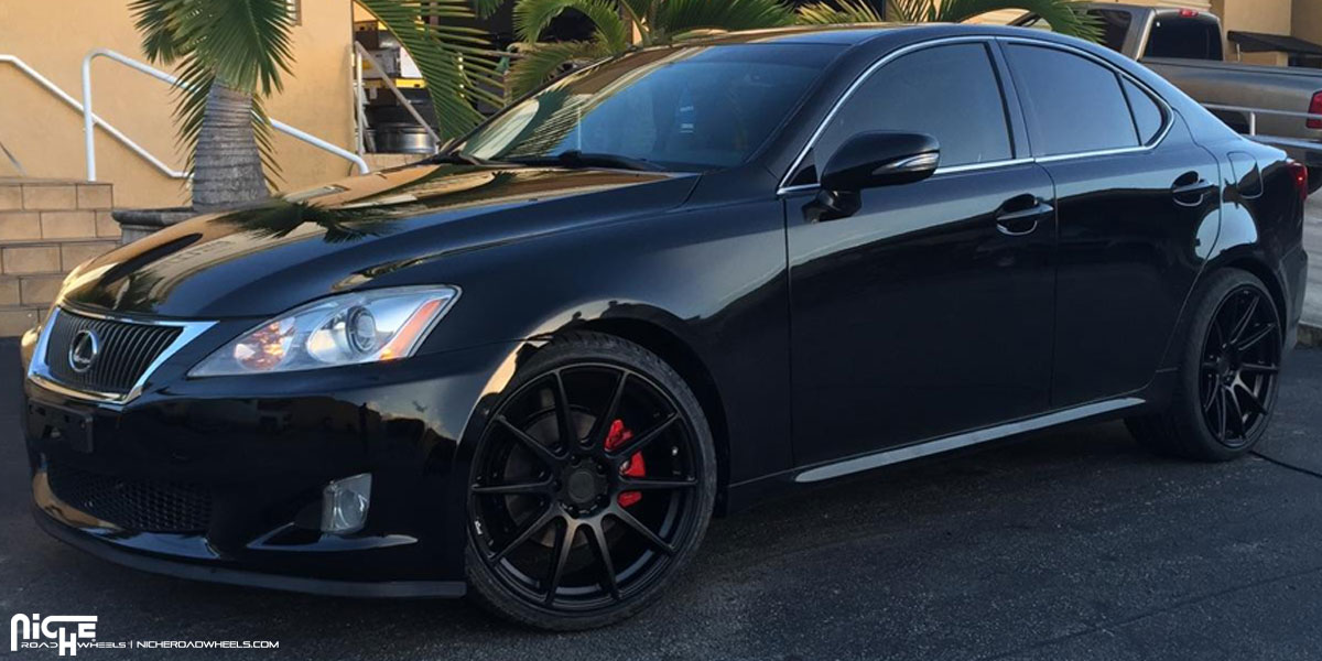 2012 Lexus IS 250 photo