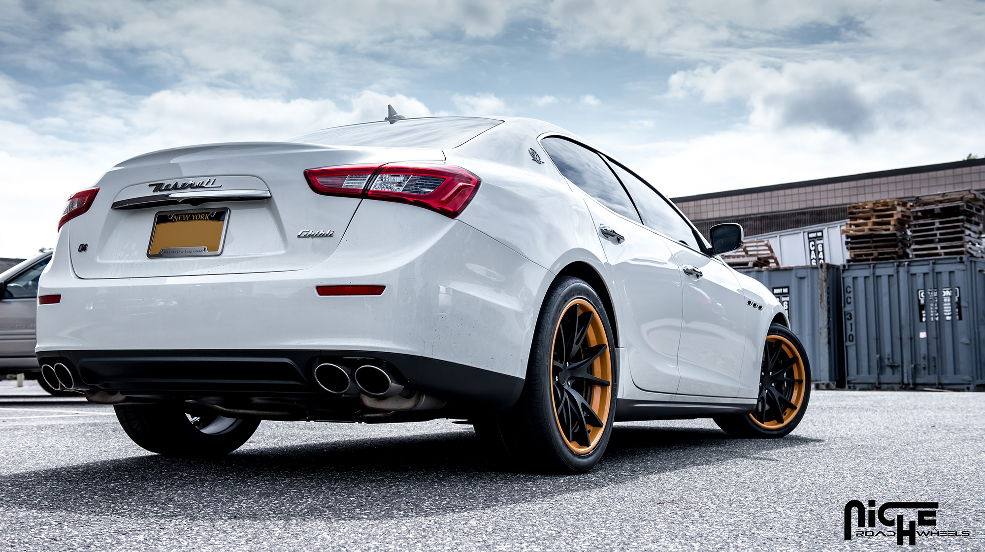 2015 Maserati Ghibli photo