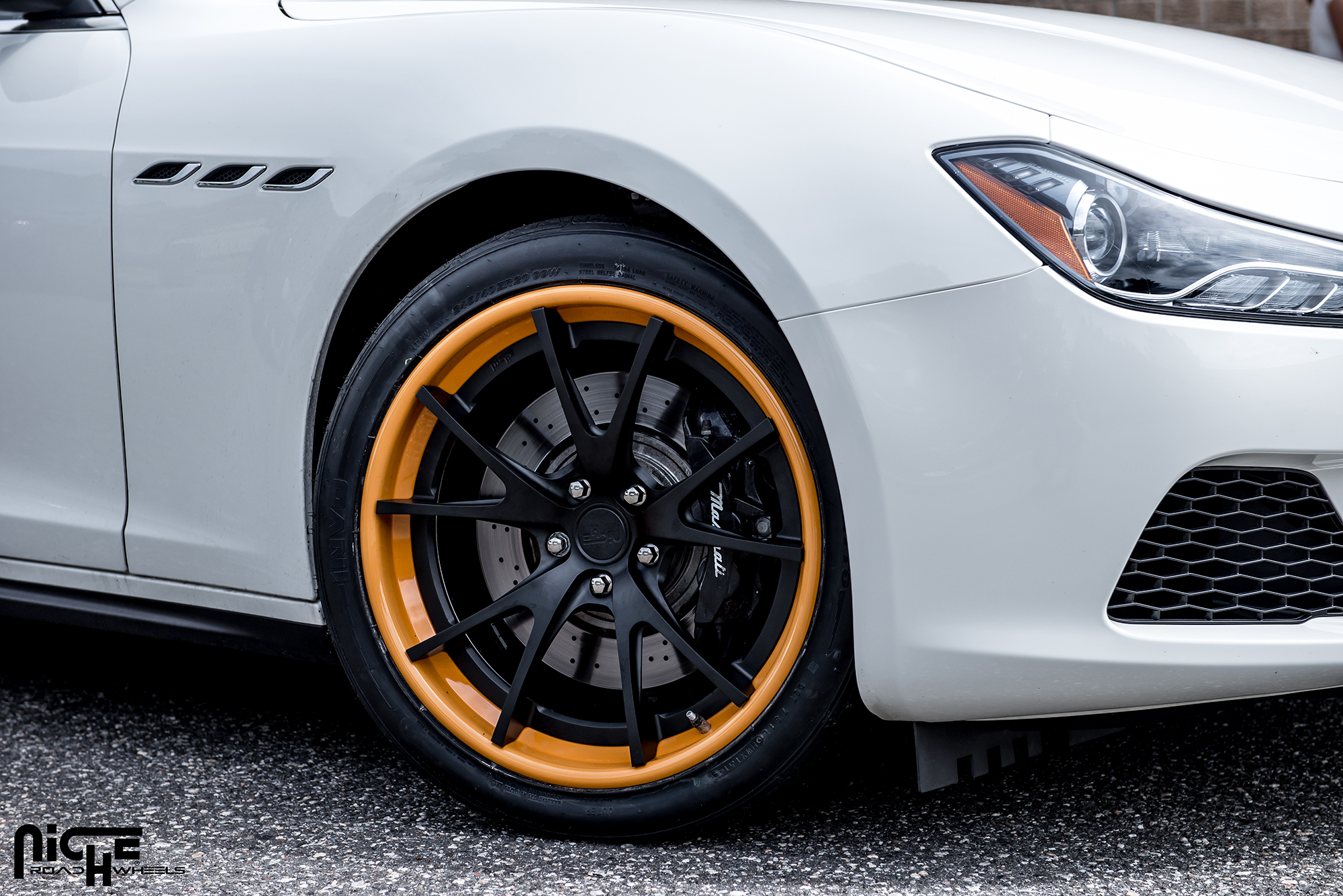 2015 Maserati Ghibli photo