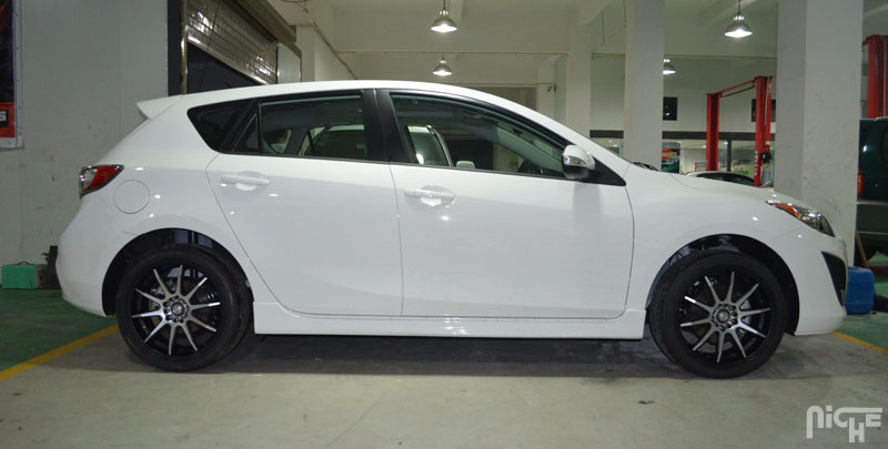 2014 Mazda Mazda3 photo