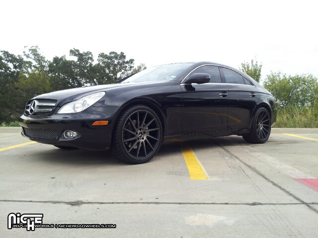 2009 Mercedes-Benz CLS-Class photo