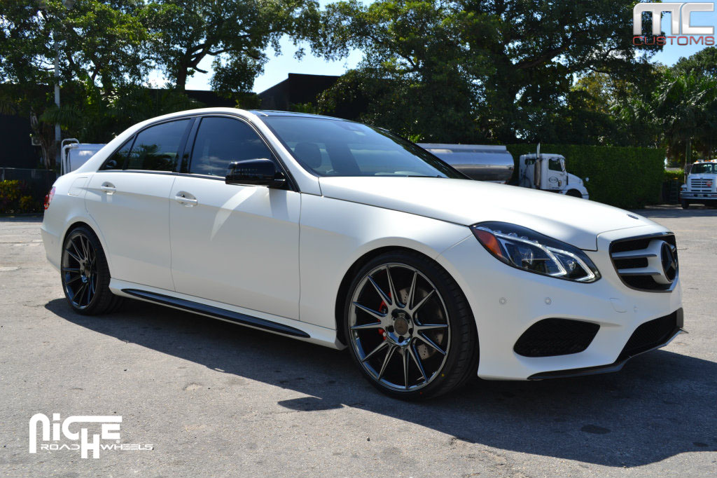 2015 Mercedes-Benz E-Class photo