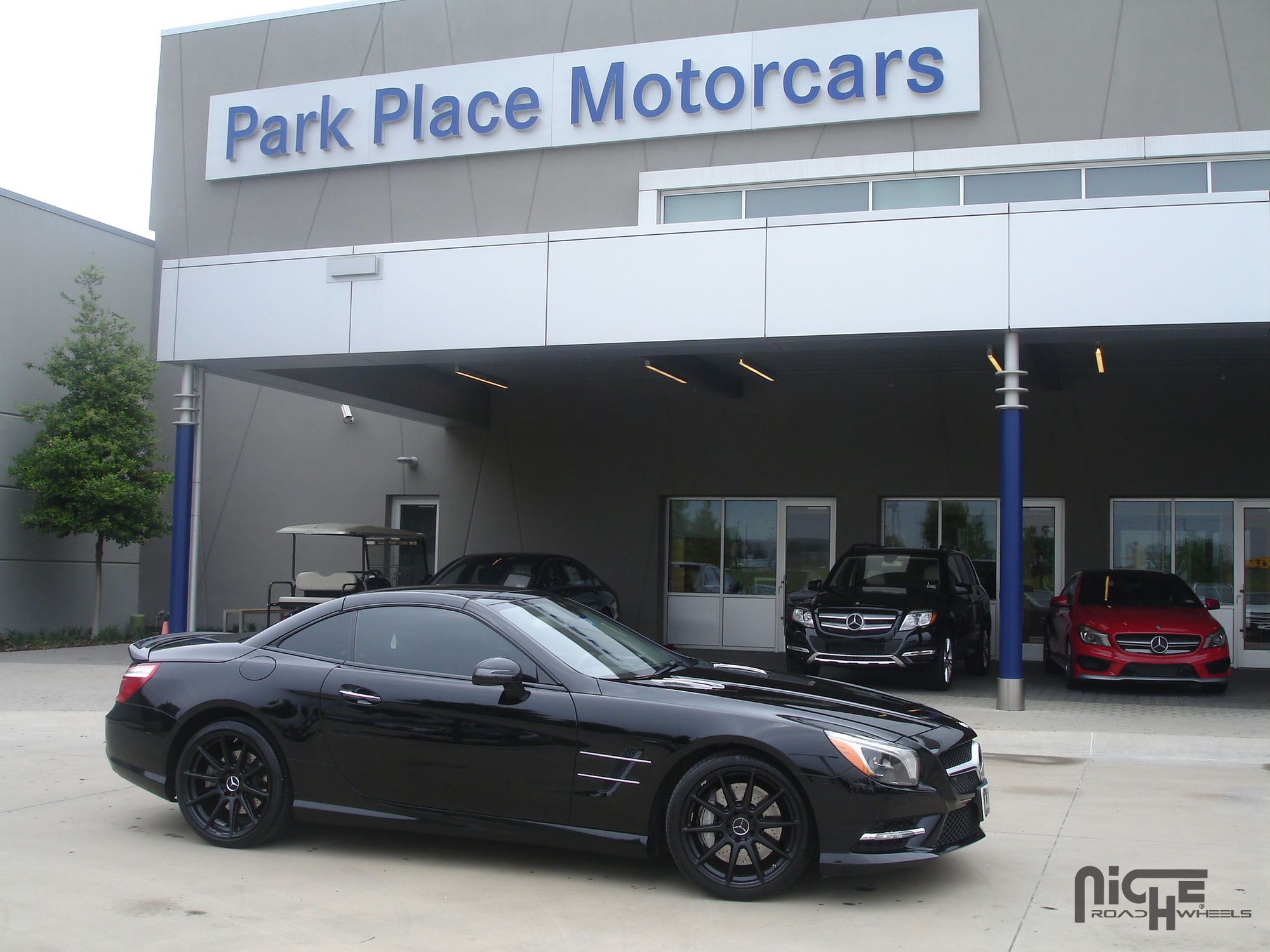 2015 Mercedes-Benz SL-Class photo