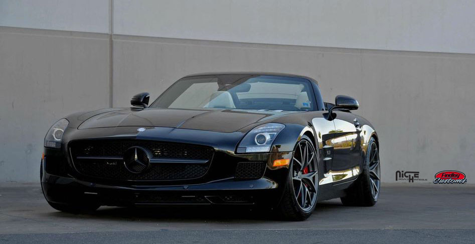 2014 Mercedes-Benz SLS AMG photo