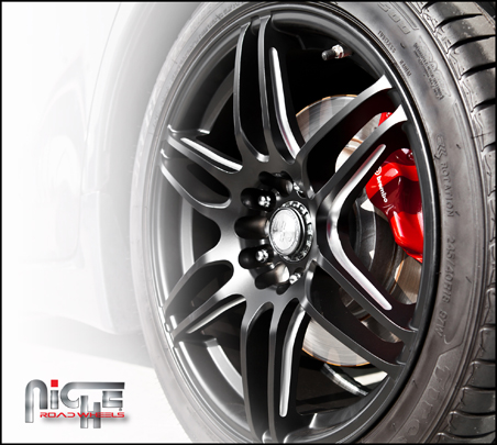 2014 Mitsubishi Lancer Evolution photo