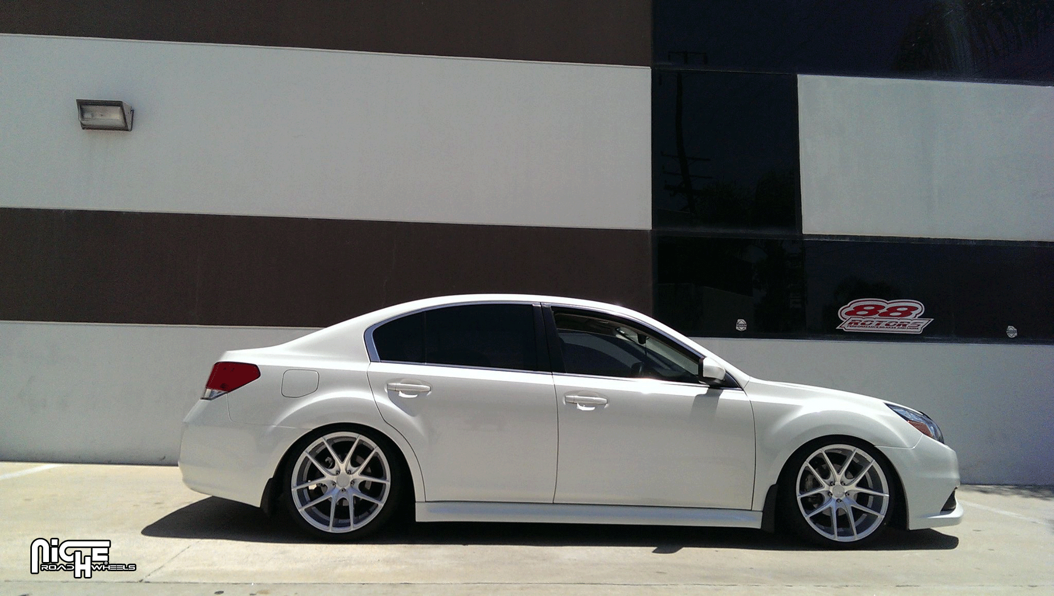 2014 Subaru Legacy photo