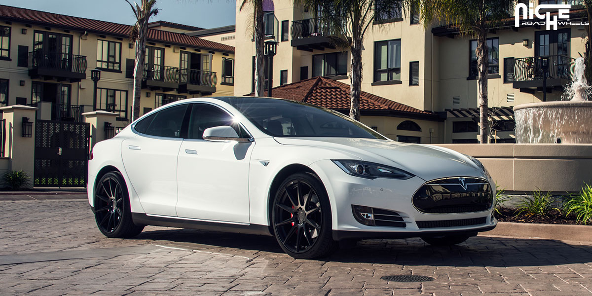 2012 Tesla Model S photo