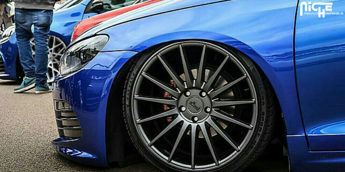 2009 Volkswagen Scirocco photo