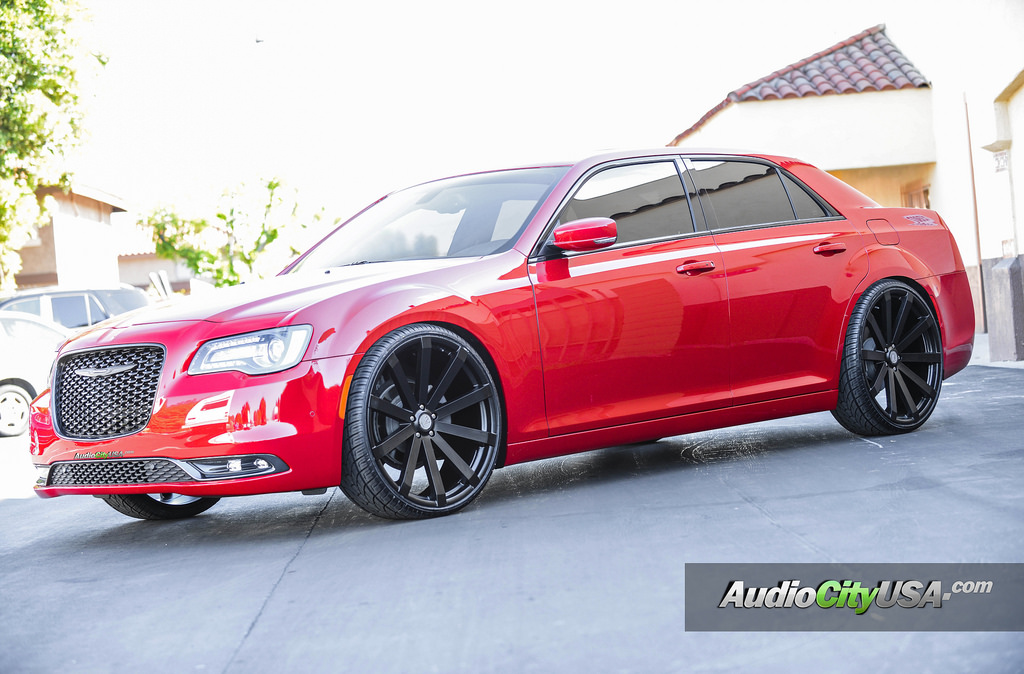 2015 Chrysler 300 photo