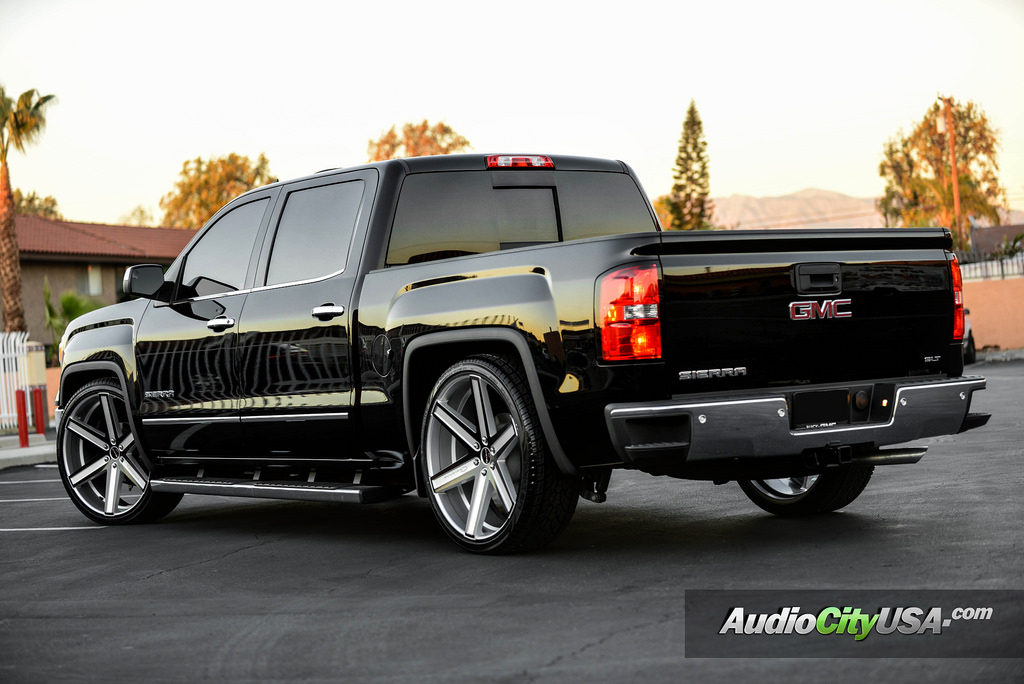 2015 GMC Sierra 1500 photo
