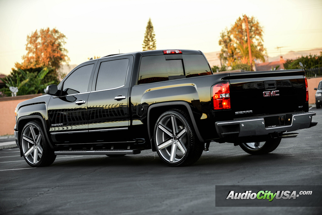 2015 GMC Sierra 1500 photo