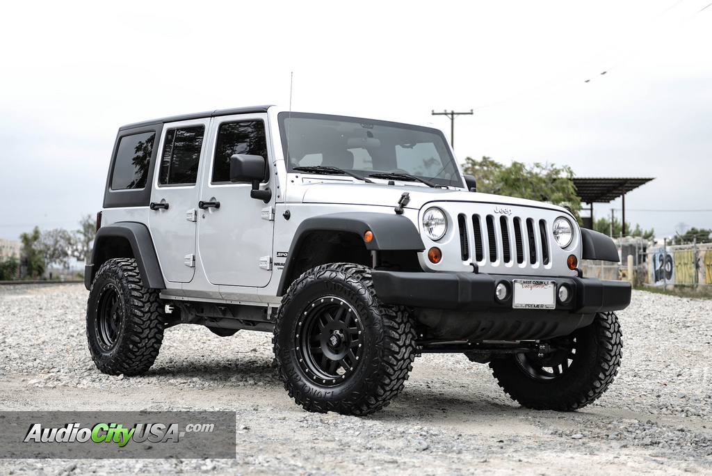 2013 Jeep Wrangler Unlimited photo