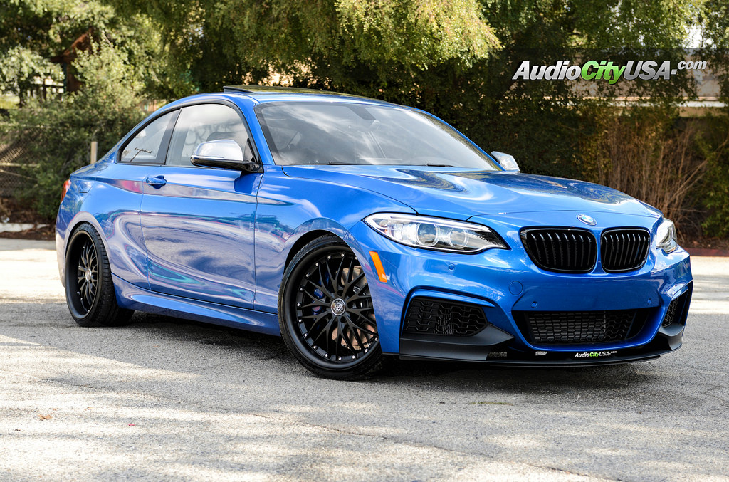 2015 BMW M235 photo