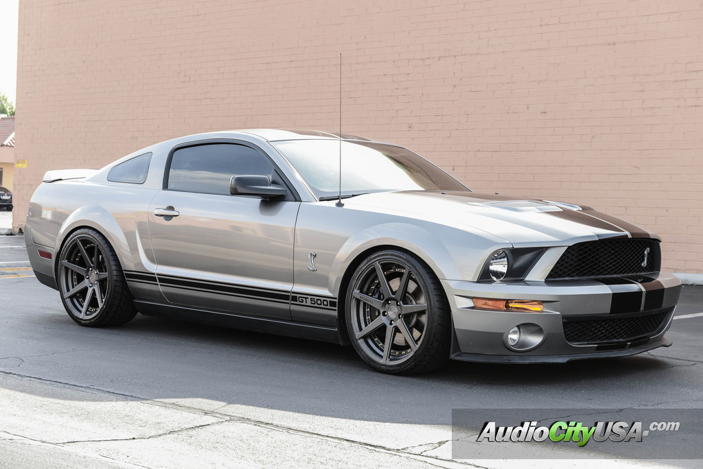 2009 Ford Shelby GT500 photo