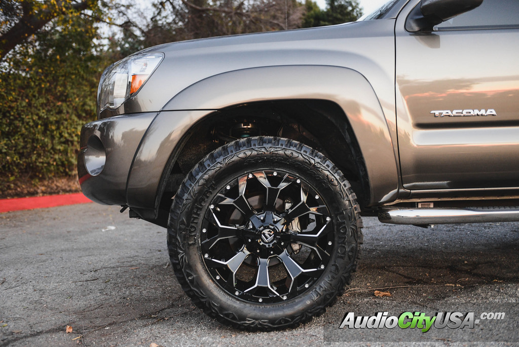 2013 Toyota Tacoma photo