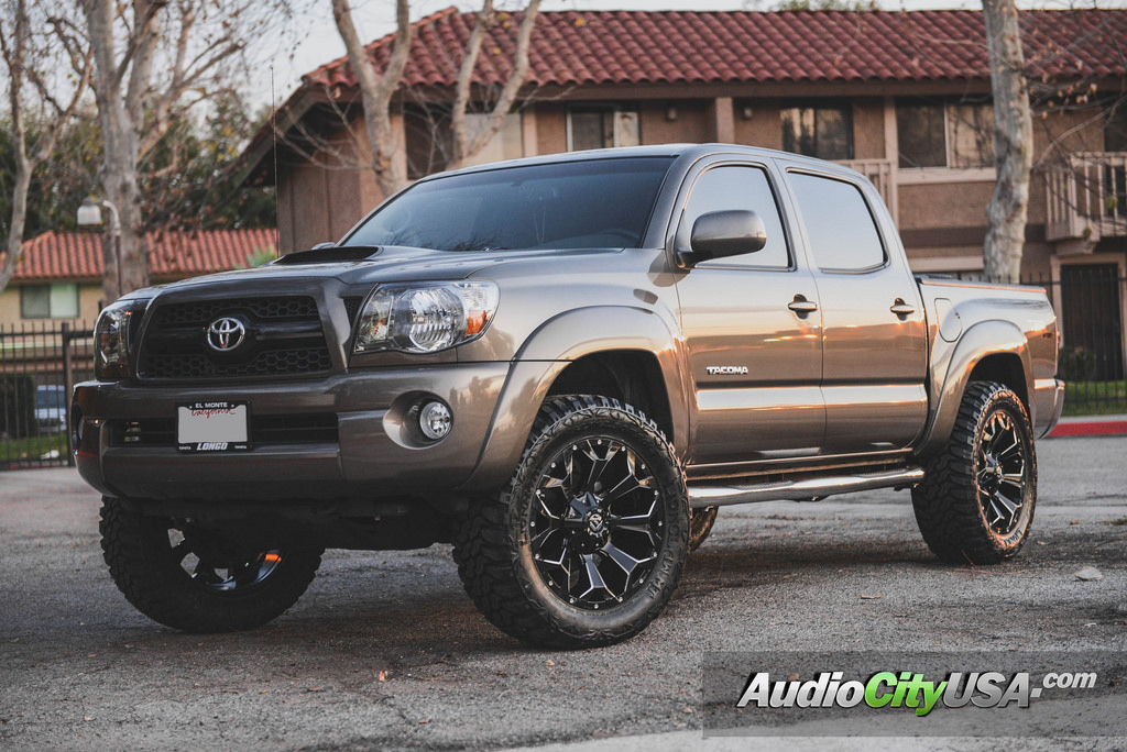 2013 Toyota Tacoma photo