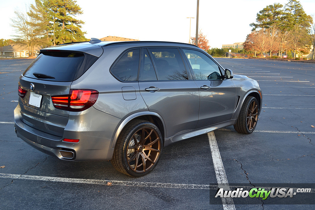 2016 BMW X5 M photo