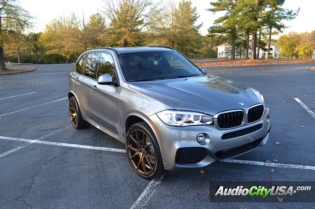 2016 BMW X5 M photo