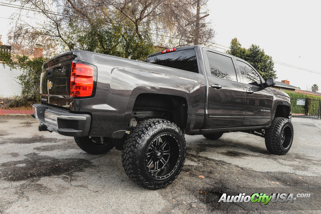 2015 Chevrolet Silverado 2500HD photo