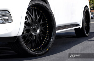 Infiniti QX80
