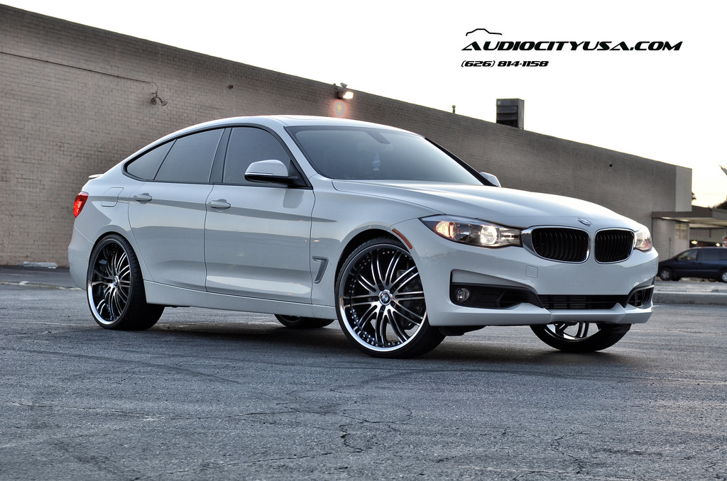2015 BMW 328 Gran Turismo photo