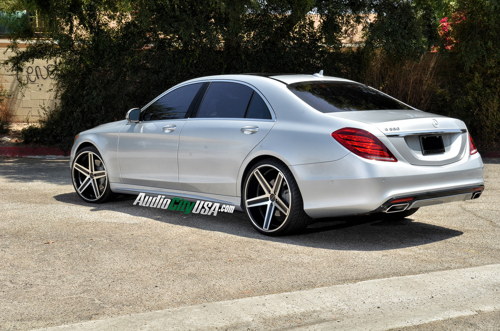 2014 Mercedes-Benz S-Class photo