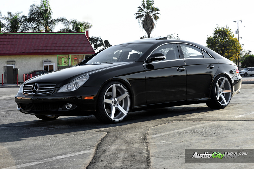 2007 Mercedes-Benz CLS-Class photo