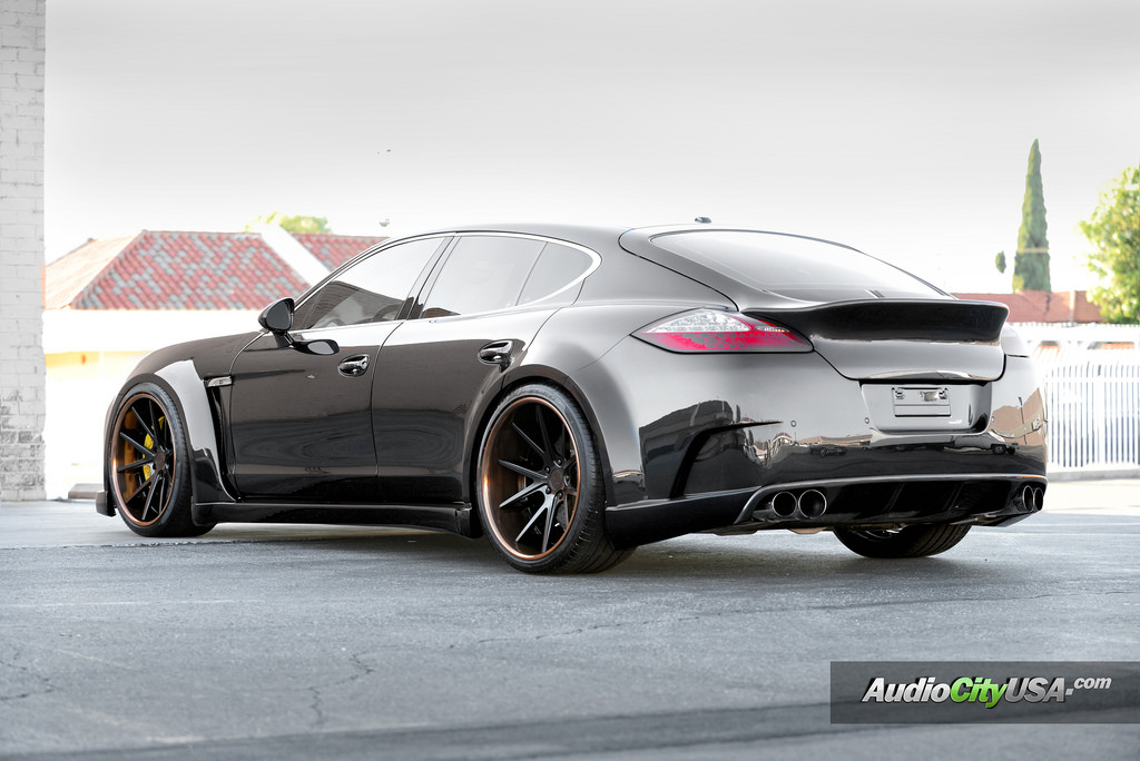 2015 Porsche Panamera photo