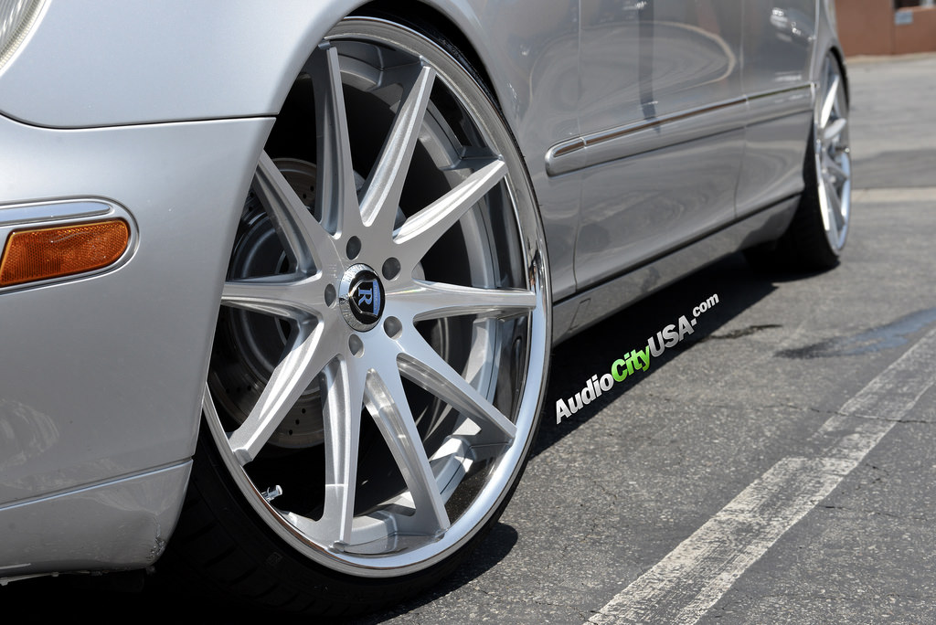 2012 Mercedes-Benz S-Class photo