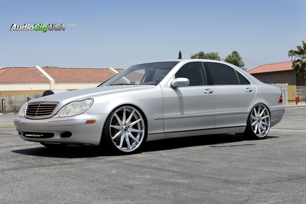 2012 Mercedes-Benz S-Class photo