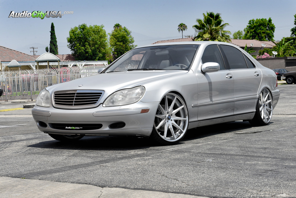 2012 Mercedes-Benz S-Class photo