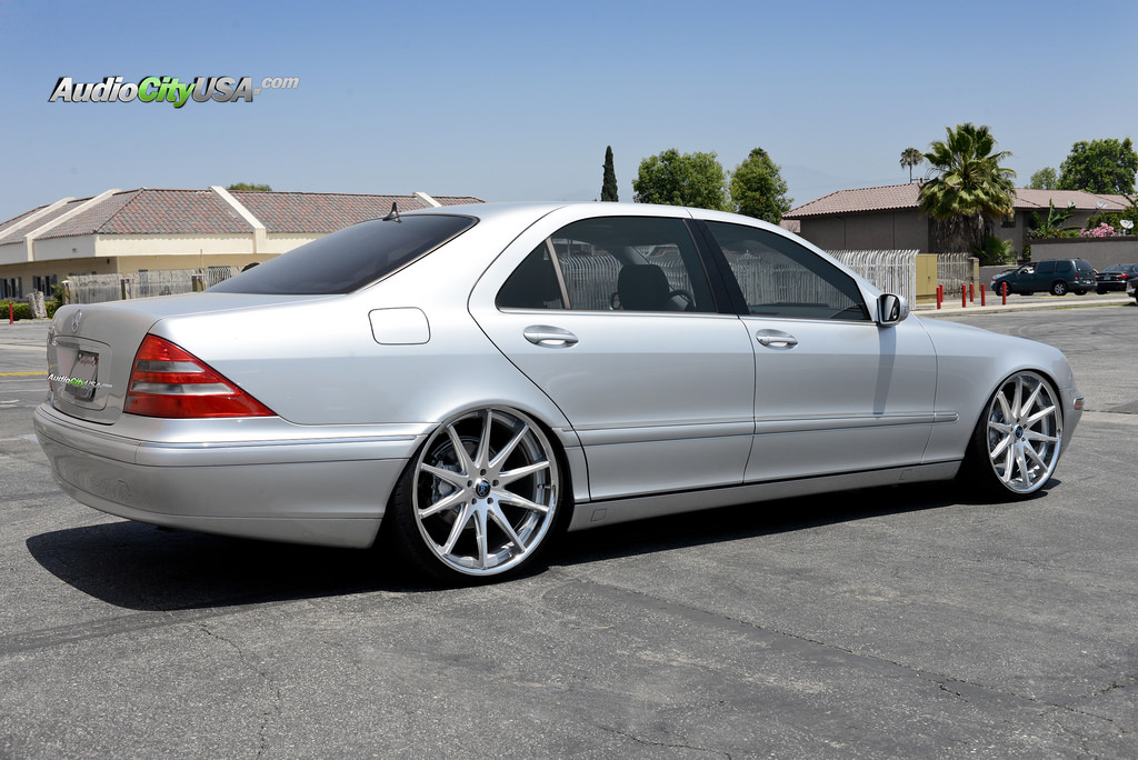 2012 Mercedes-Benz S-Class photo