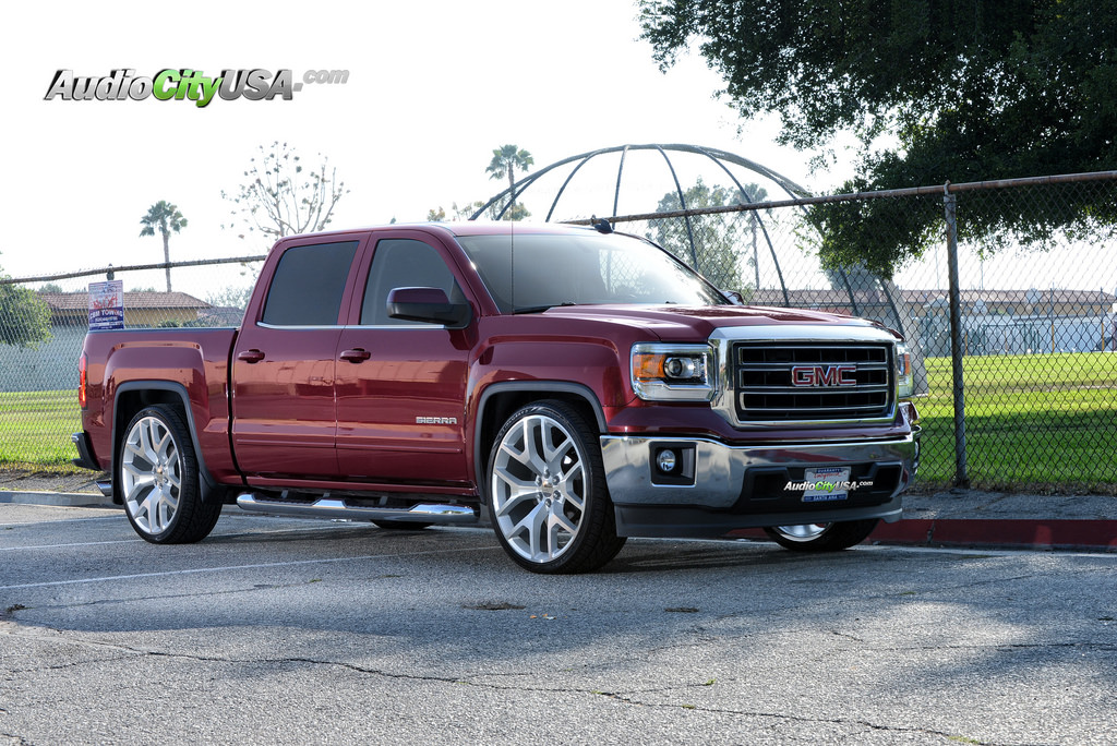 2014 GMC Sierra 2500HD photo