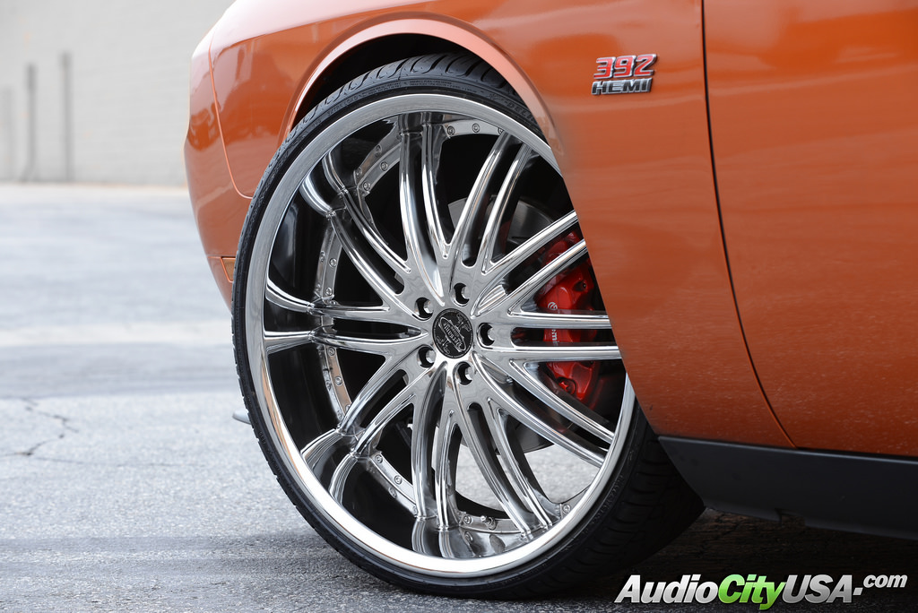 2013 Dodge Challenger photo